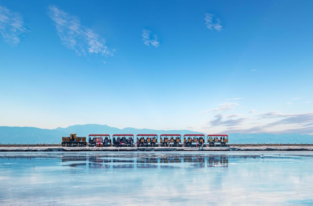 茶卡盐湖1.jpg